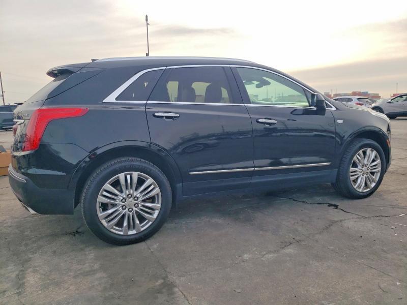 2018 Cadillac XT5 Premium Luxury