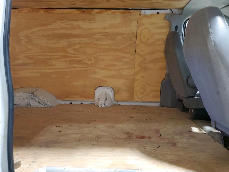 2004 Ford E250 Delivery van