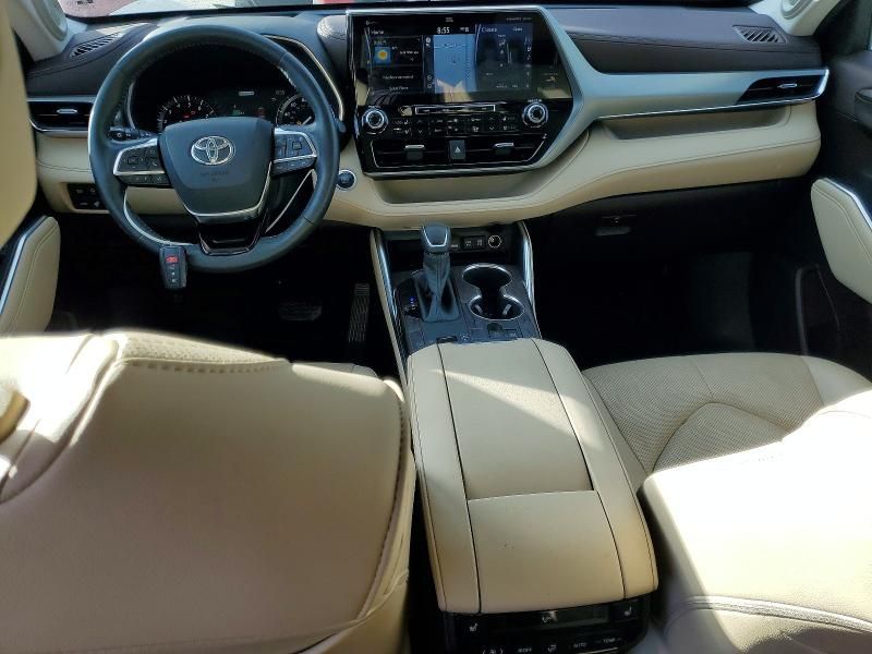 2020 Toyota Highlander Platinum