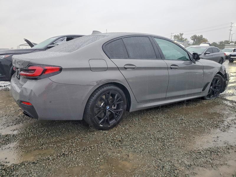 2022 BMW 540 i