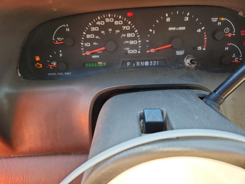 2004 Ford F350 Super Duty Flatbed Truck