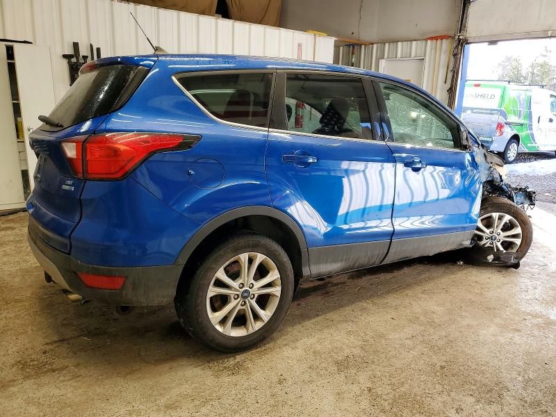 2019 Ford Escape se