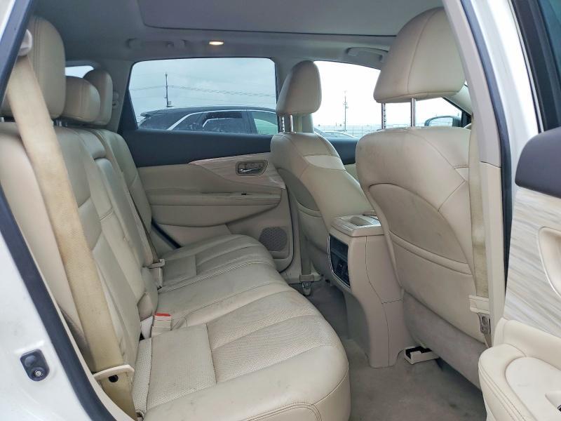 2015 Nissan Murano s