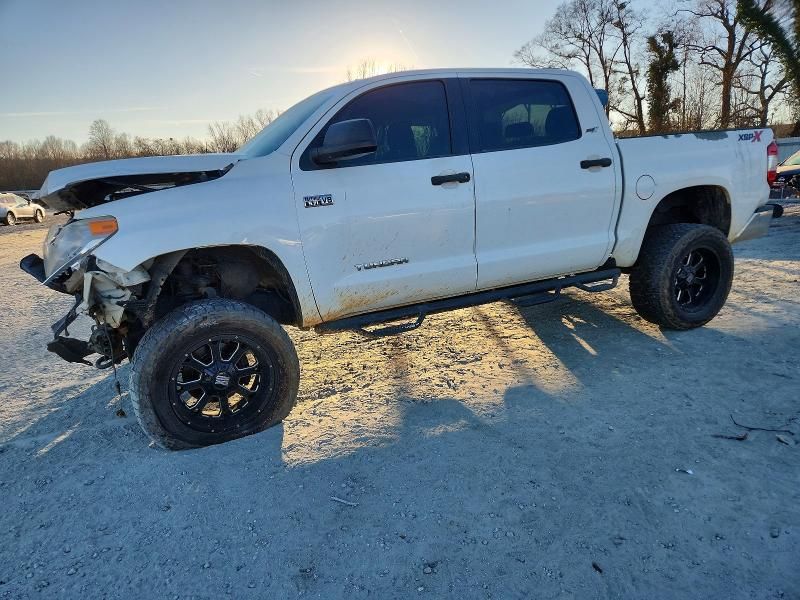 2015 Toyota Tundra Crewmax SR5