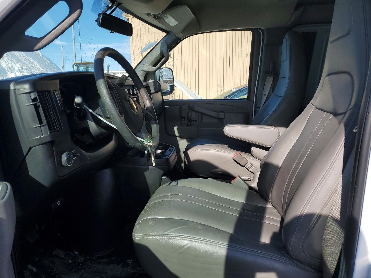 2020 Chevrolet Express G2500