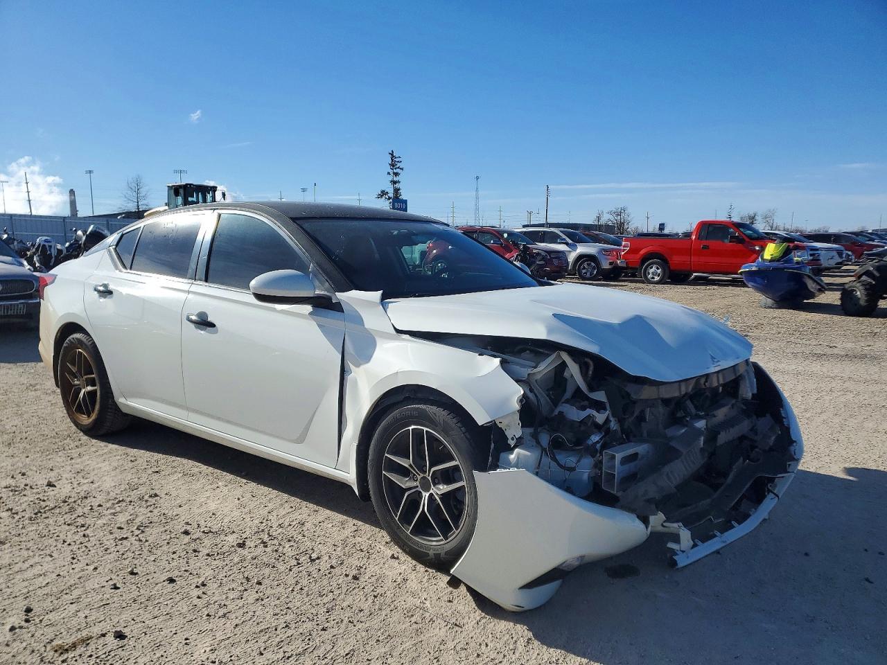 2020 Niss Altima s