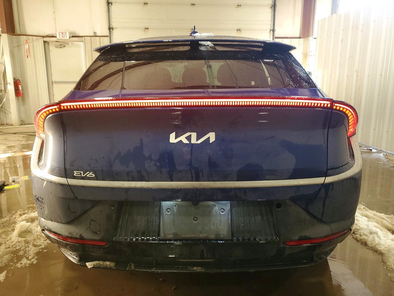 2023 KIA EV6 Wind