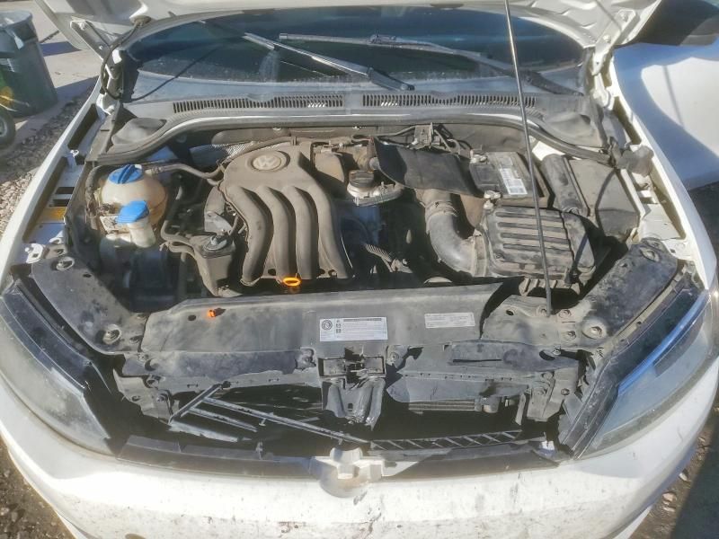 2013 Volkswagen Jetta Base