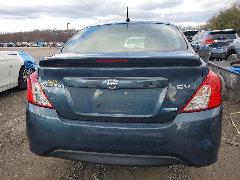 2016 Nissan Versa s