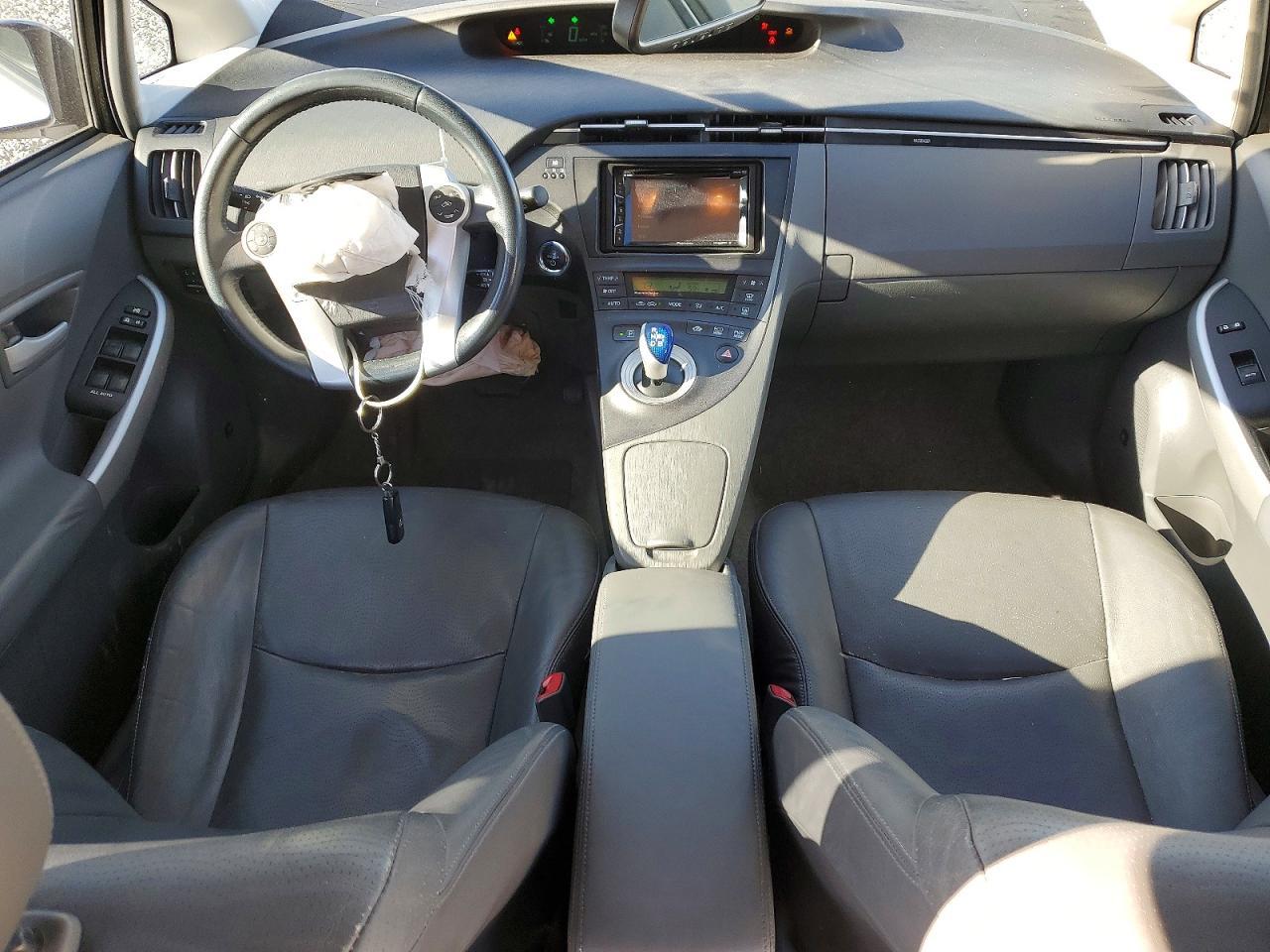 2010 Toyota Prius iv