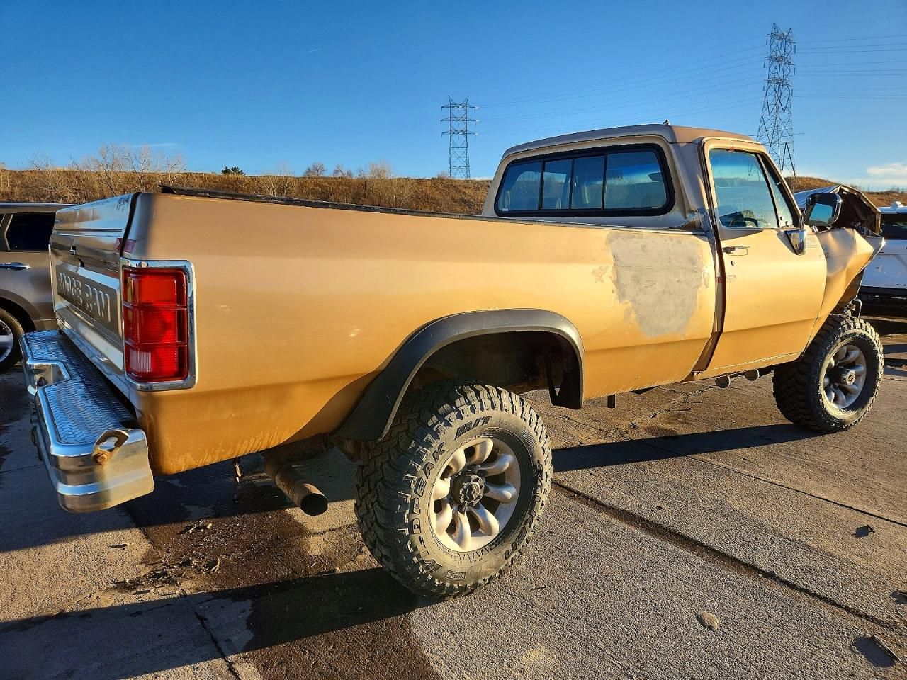 1992 Dodge W-series W200