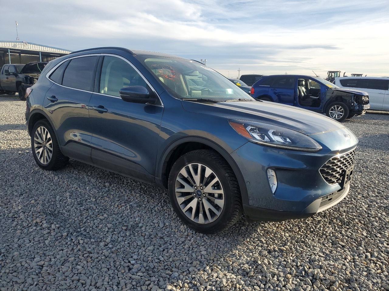 2020 Ford Escape Titanium