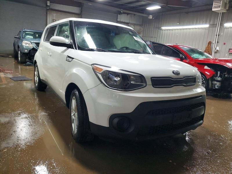 2017 KIA Soul Base