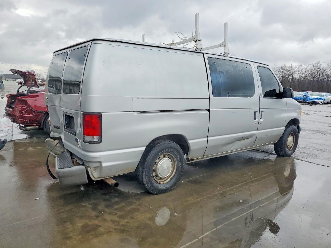1999 Ford Econoline E150 van