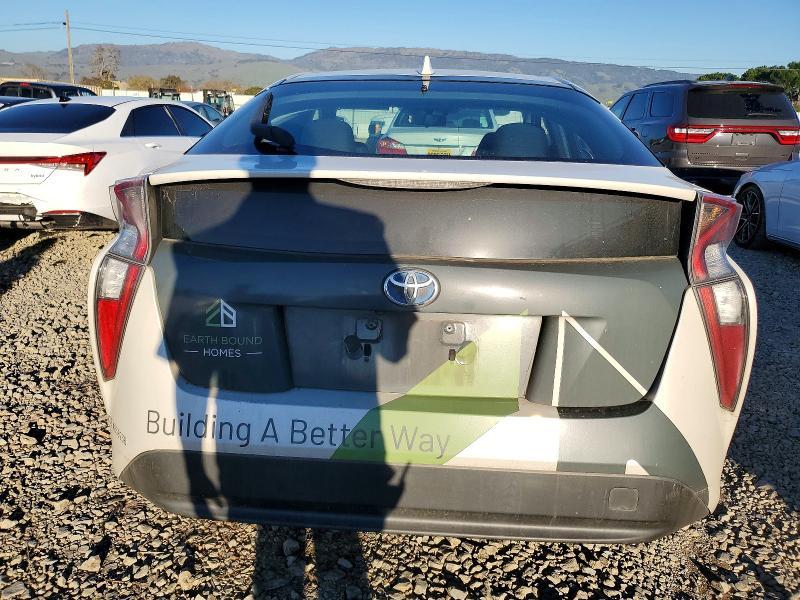 2016 Toyota Prius