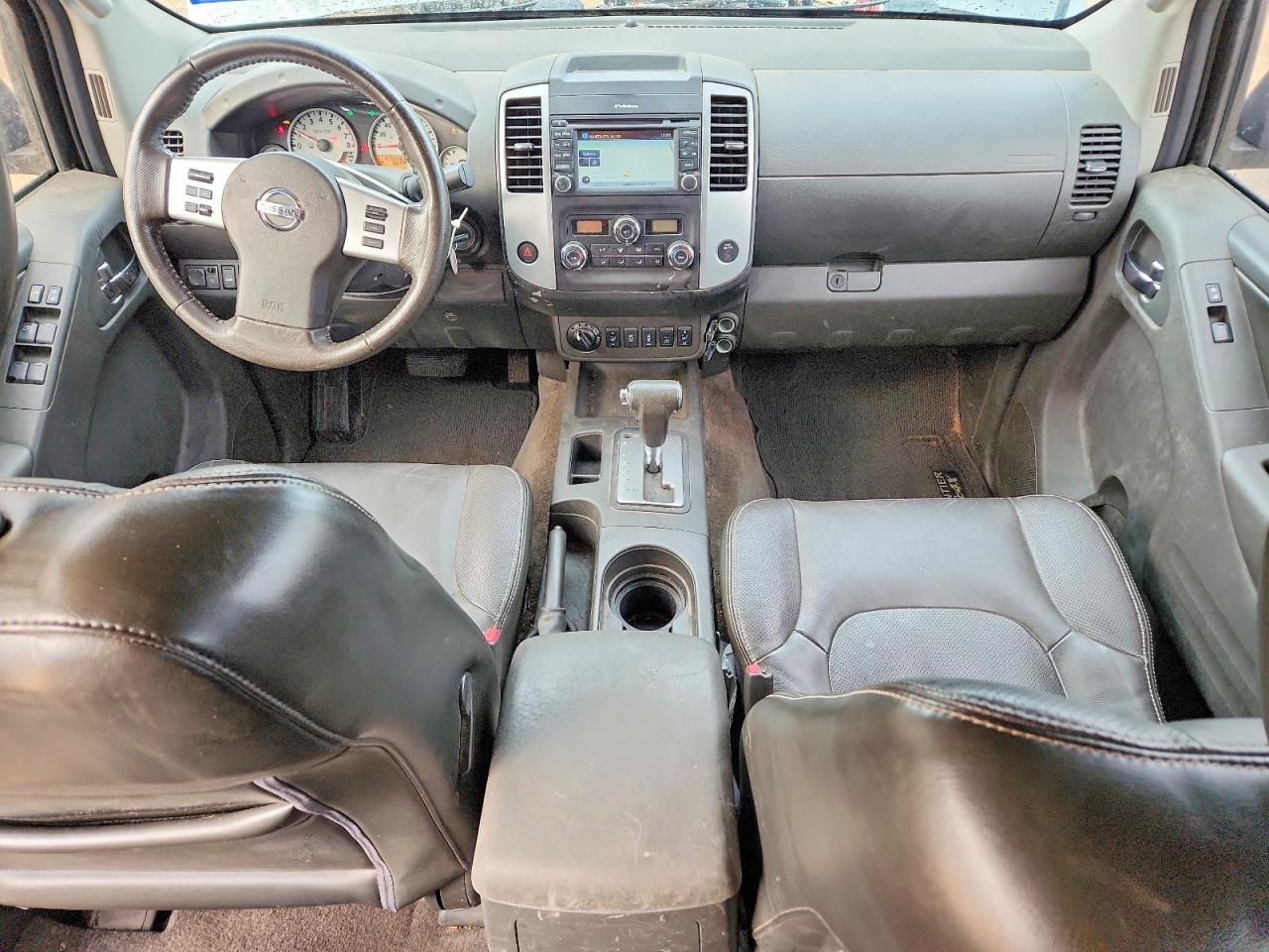 2016 Nissan Frontier s