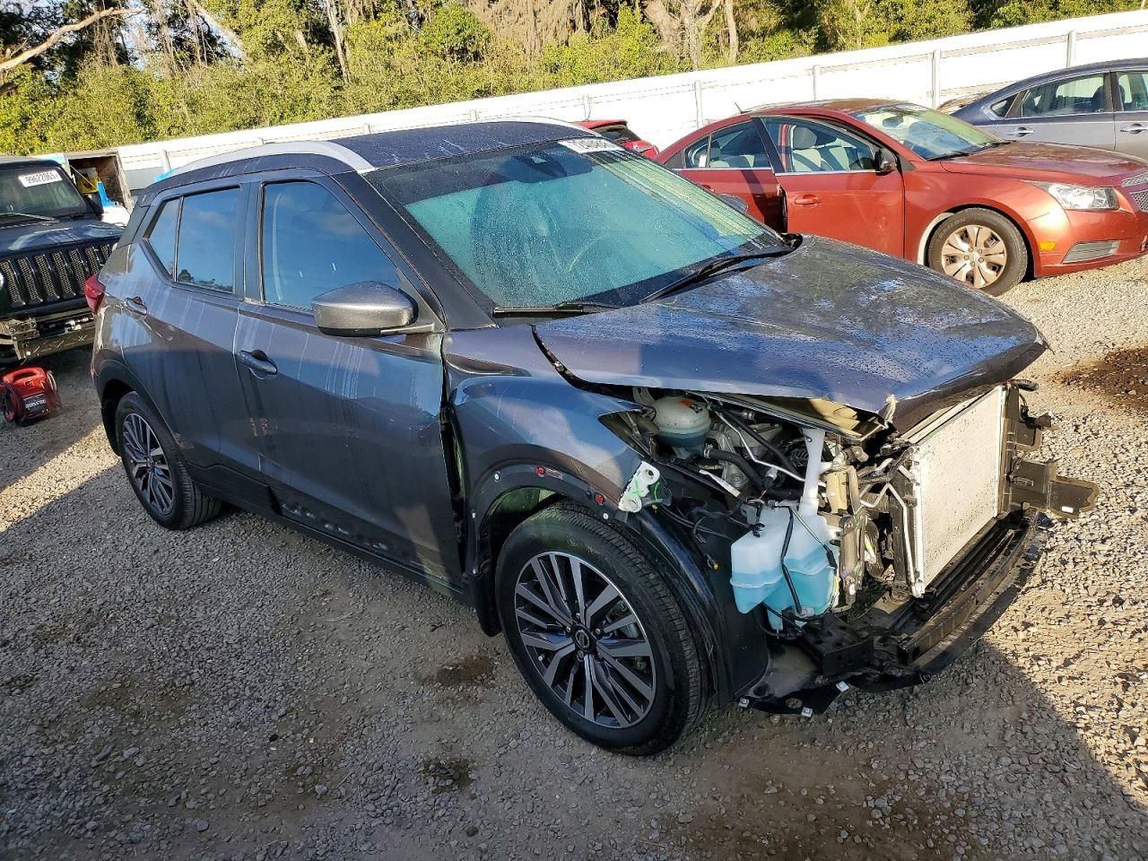 2021 Nissan Kicks sv