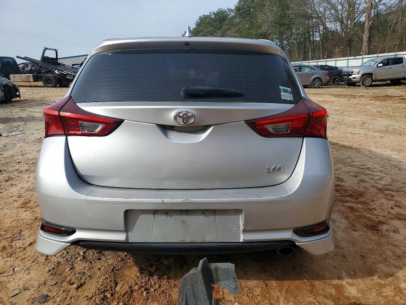 2017 Toyota Corolla im