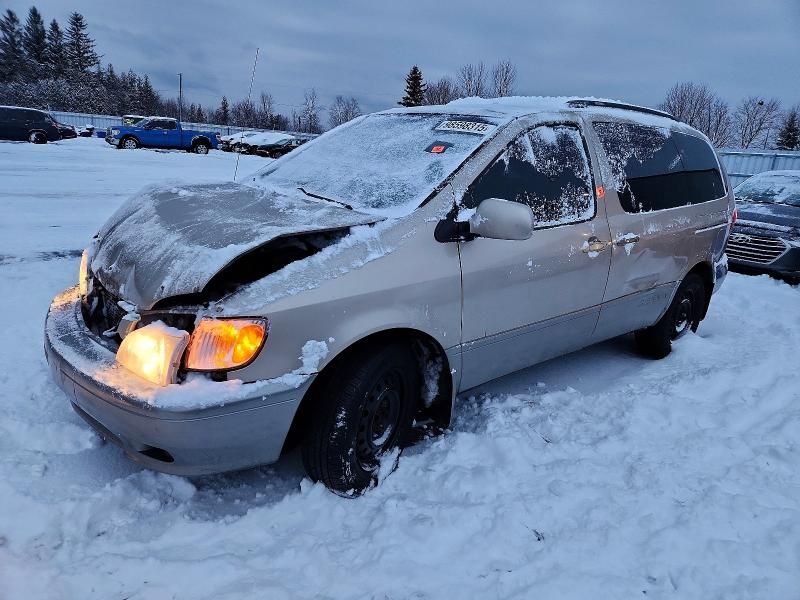 2003 Toyota Sienna le