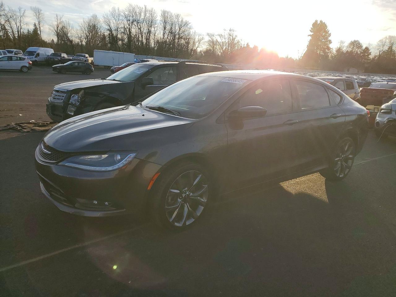 2015 Chrysler 200 s