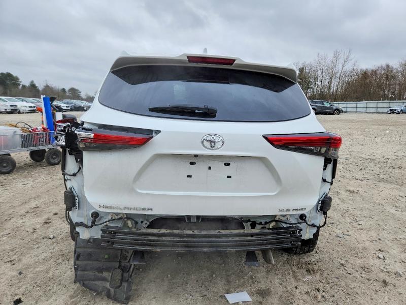 2022 Toyota Highlander xle