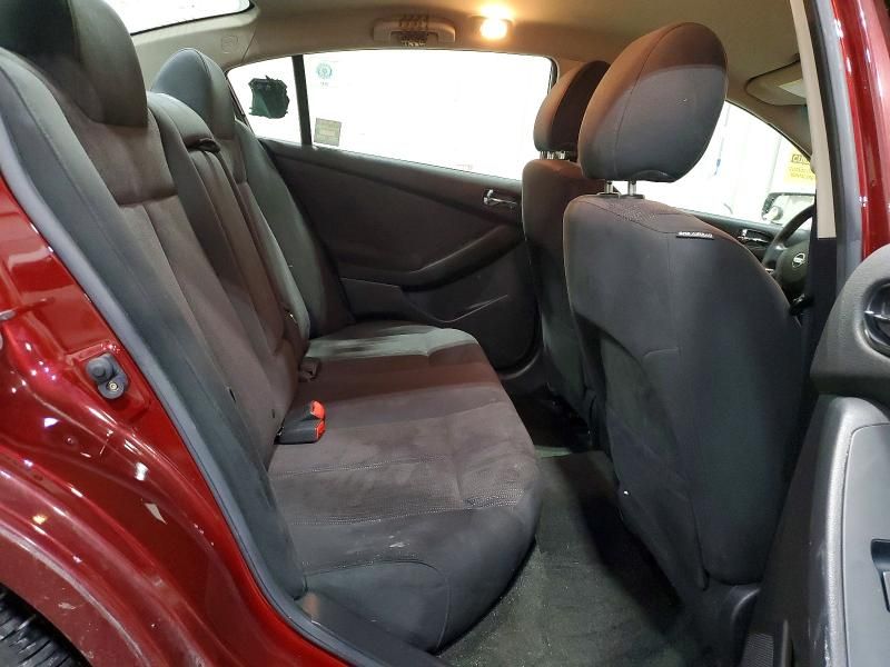 2011 Nissan Altima Base