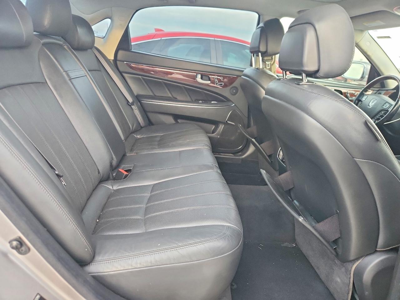 2013 Hyundai Equus Signature