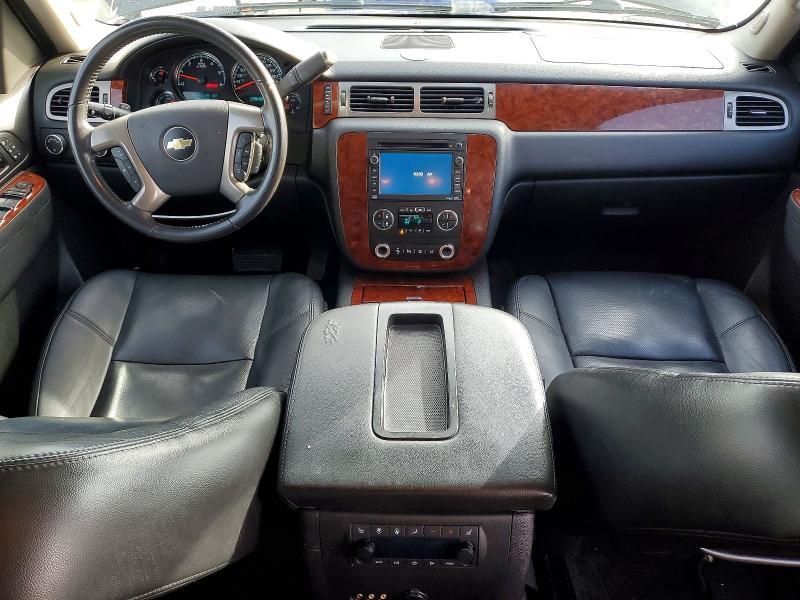 2011 Chevrolet Suburban K1500 ltz