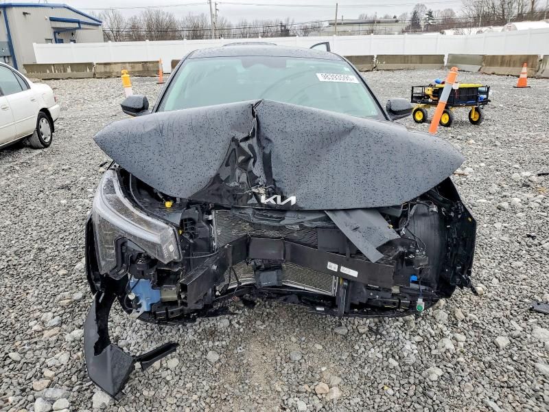 2025 KIA K4 lx