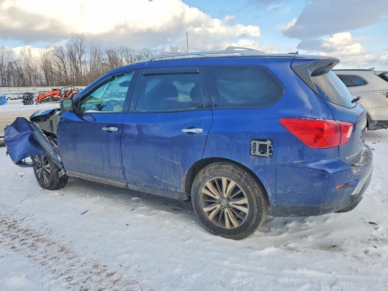 2018 Nissan Pathfinder s