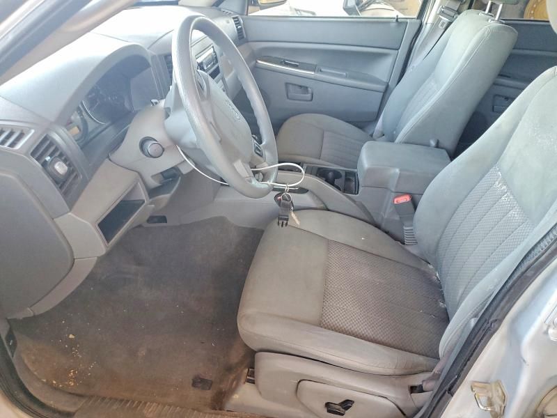 2005 Jeep Grand Cherokee Laredo