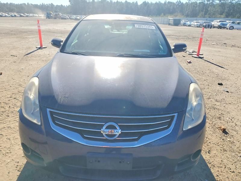 2010 Nissan Altima Base