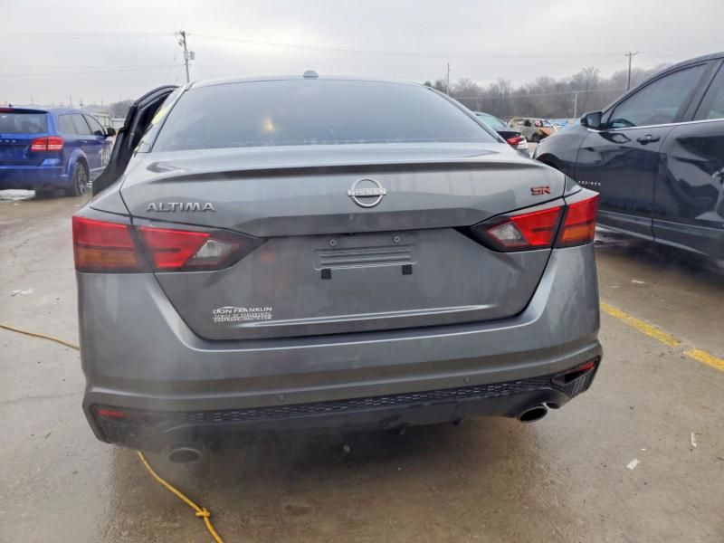 2024 Nissan Altima sr