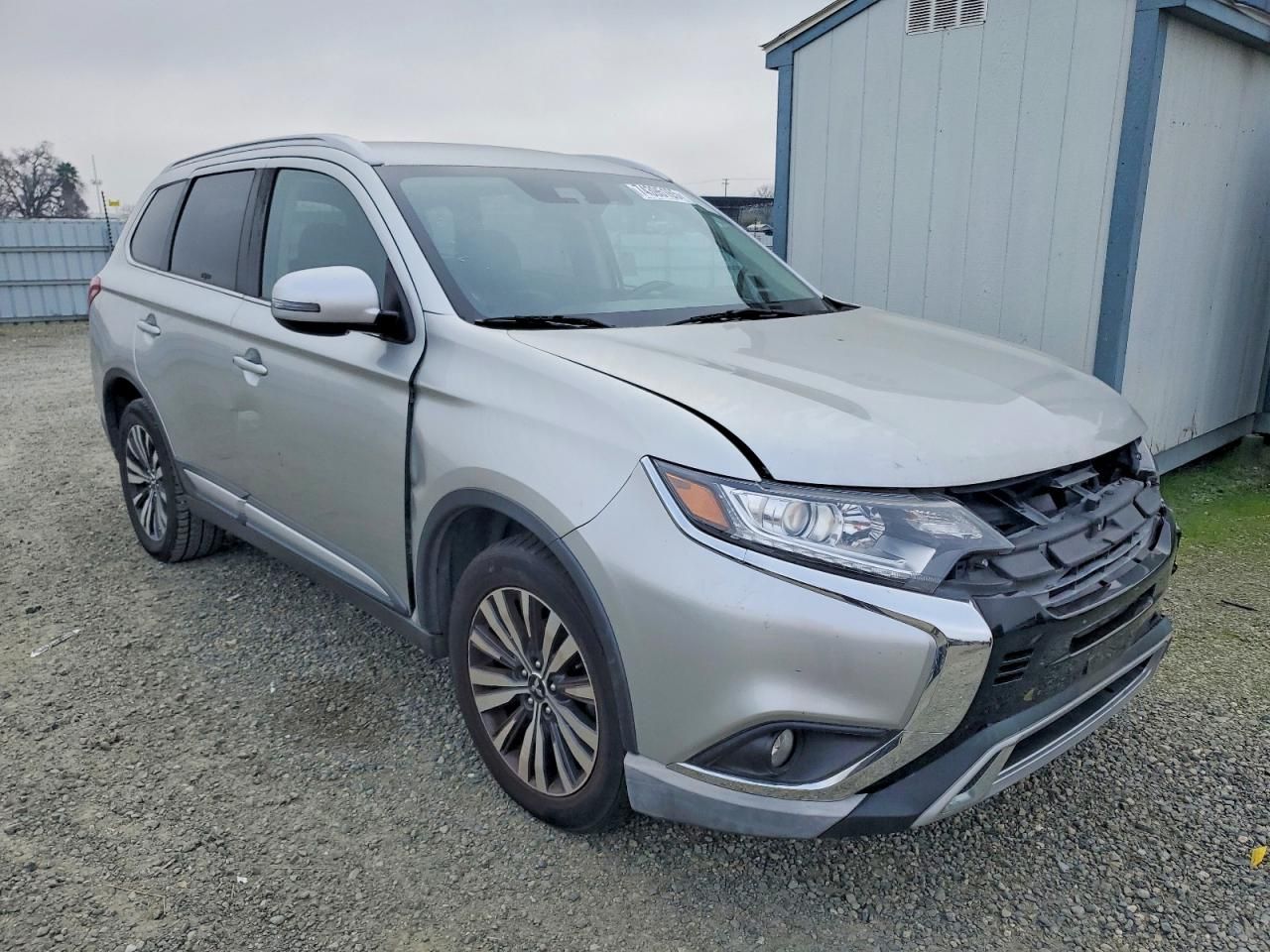 2020 Mitsubishi Outlander se