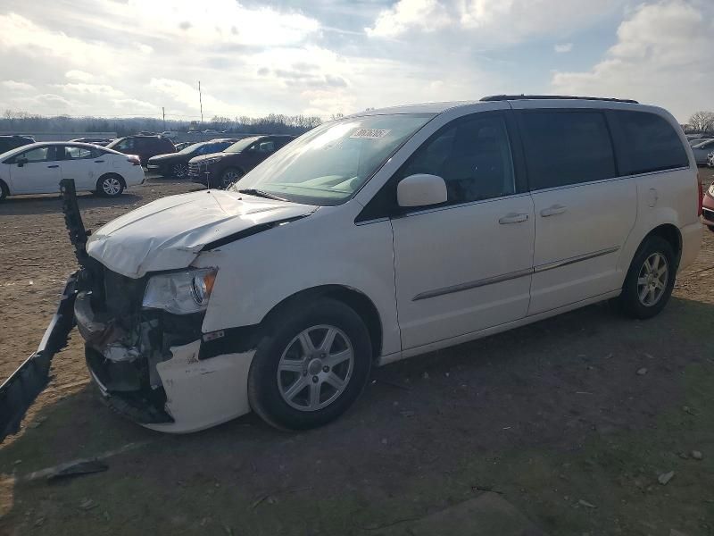 2012 Chrysler Town & Country Touring