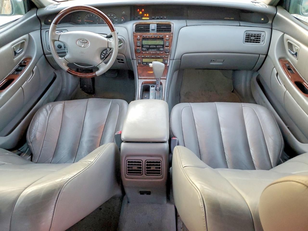 2004 Toyota Avalon xl