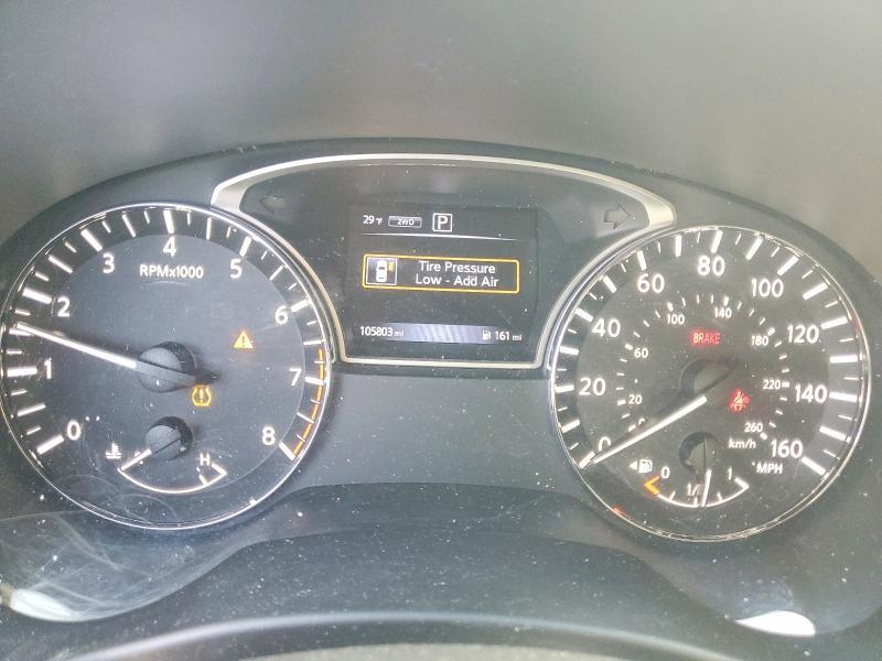 2016 Nissan Pathfinder sv