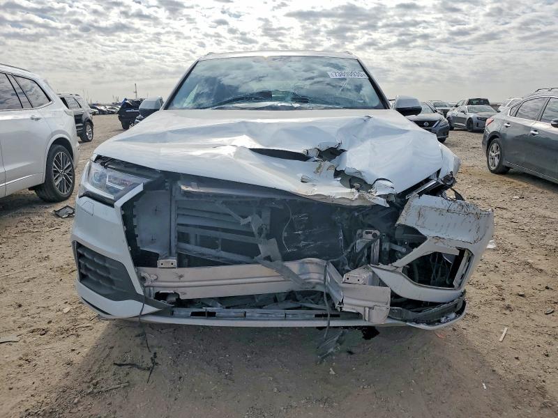 2021 Audi Q7 Premium Plus