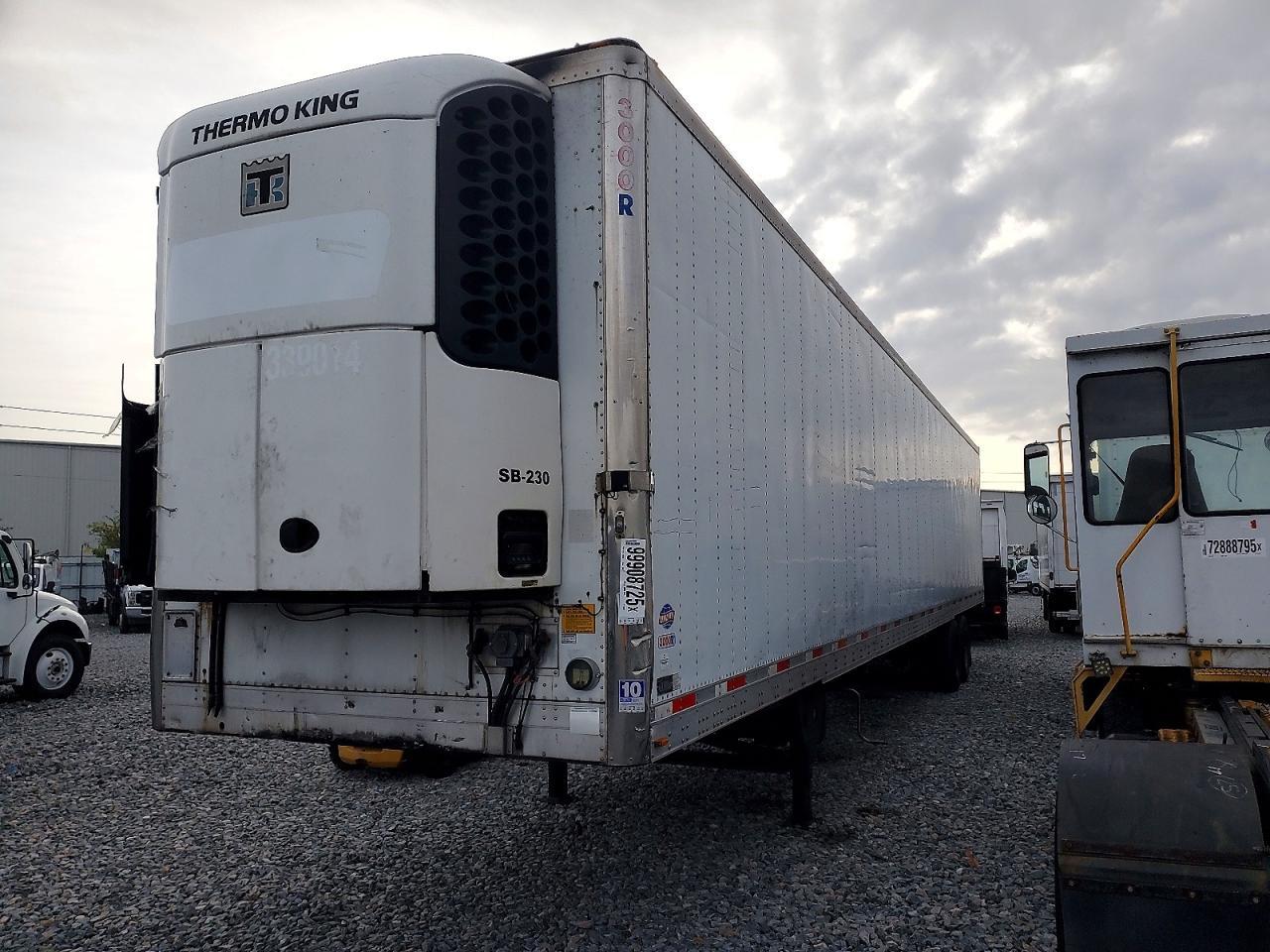 2013 Utility Refrigerated Van Trailer
