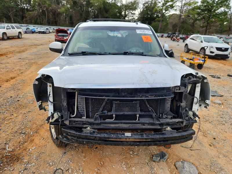 2009 GMC Yukon xl C1500 slt