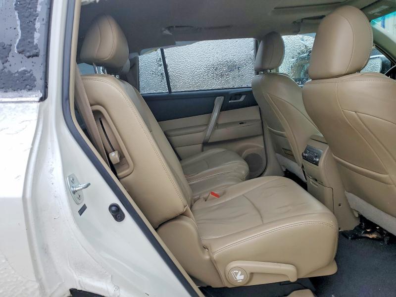 2012 Toyota Highlander Base