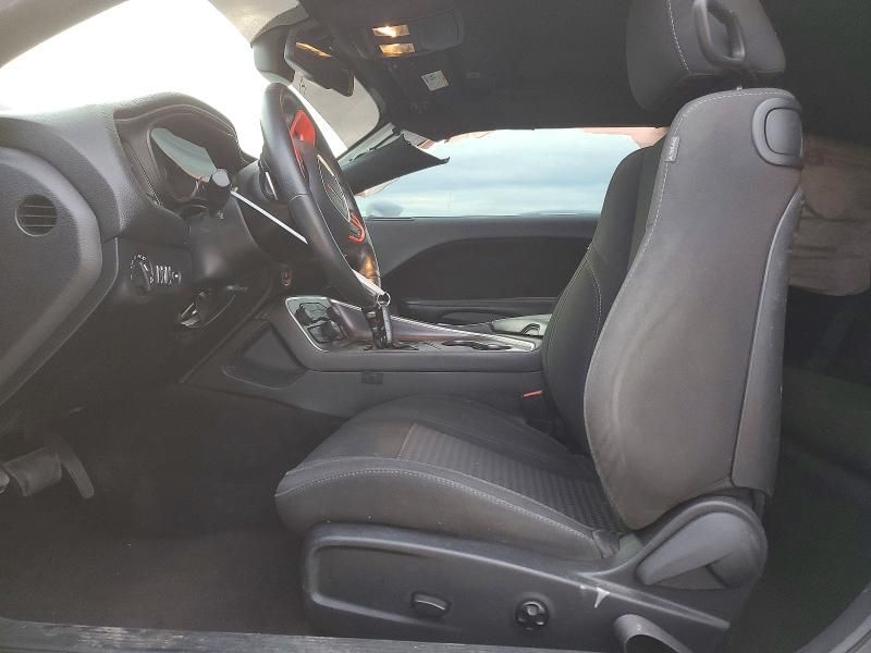 2018 Dodge Challenger sxt