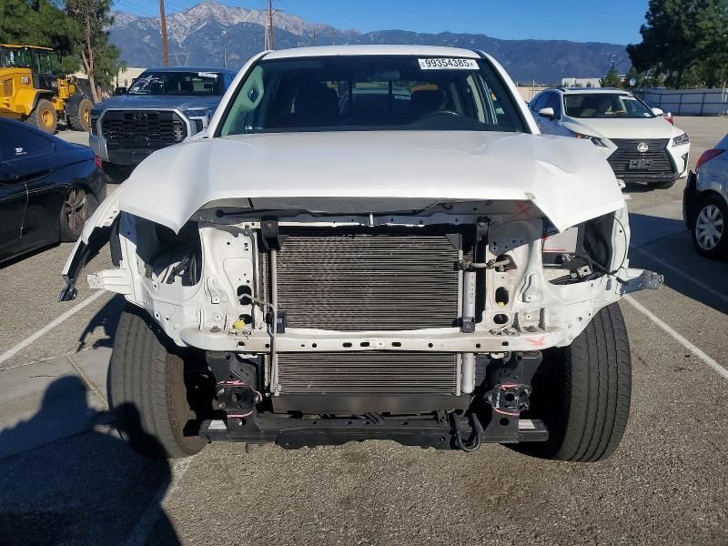 2017 Toyota Tacoma Double cab