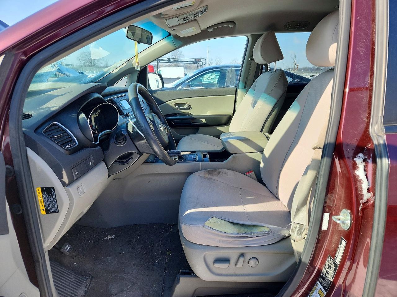 2017 KIA Sedona lx