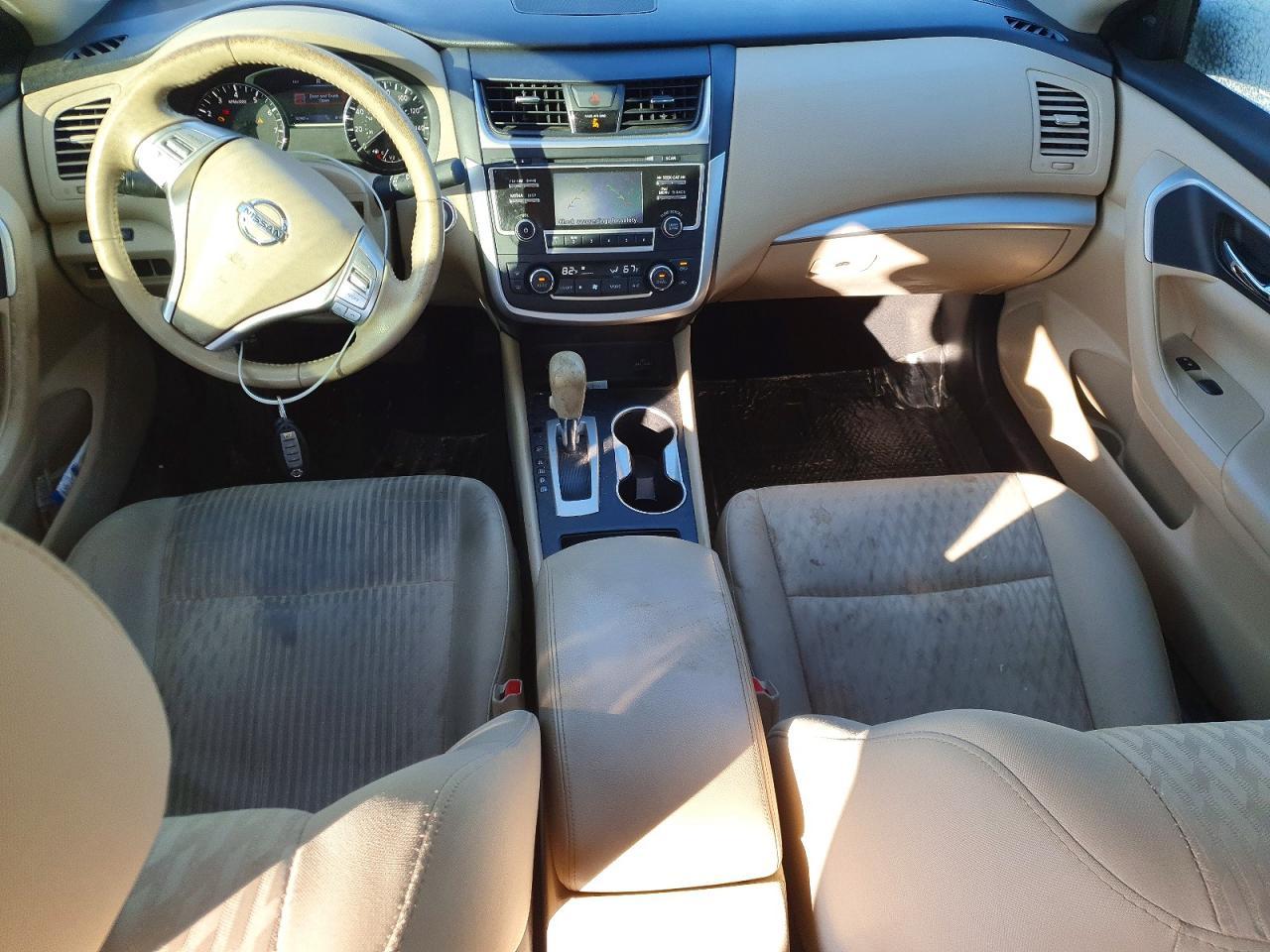 2017 Niss Altima