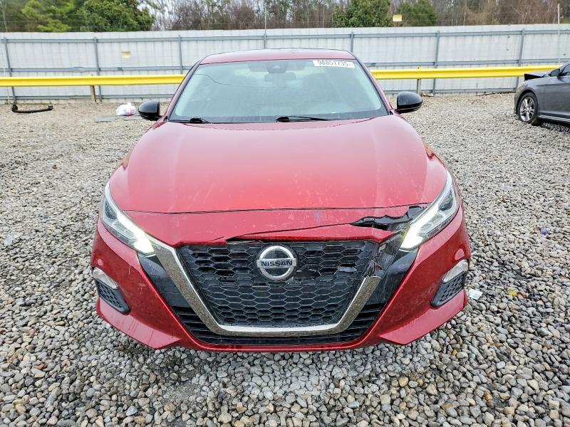 2020 Nissan Altima sr