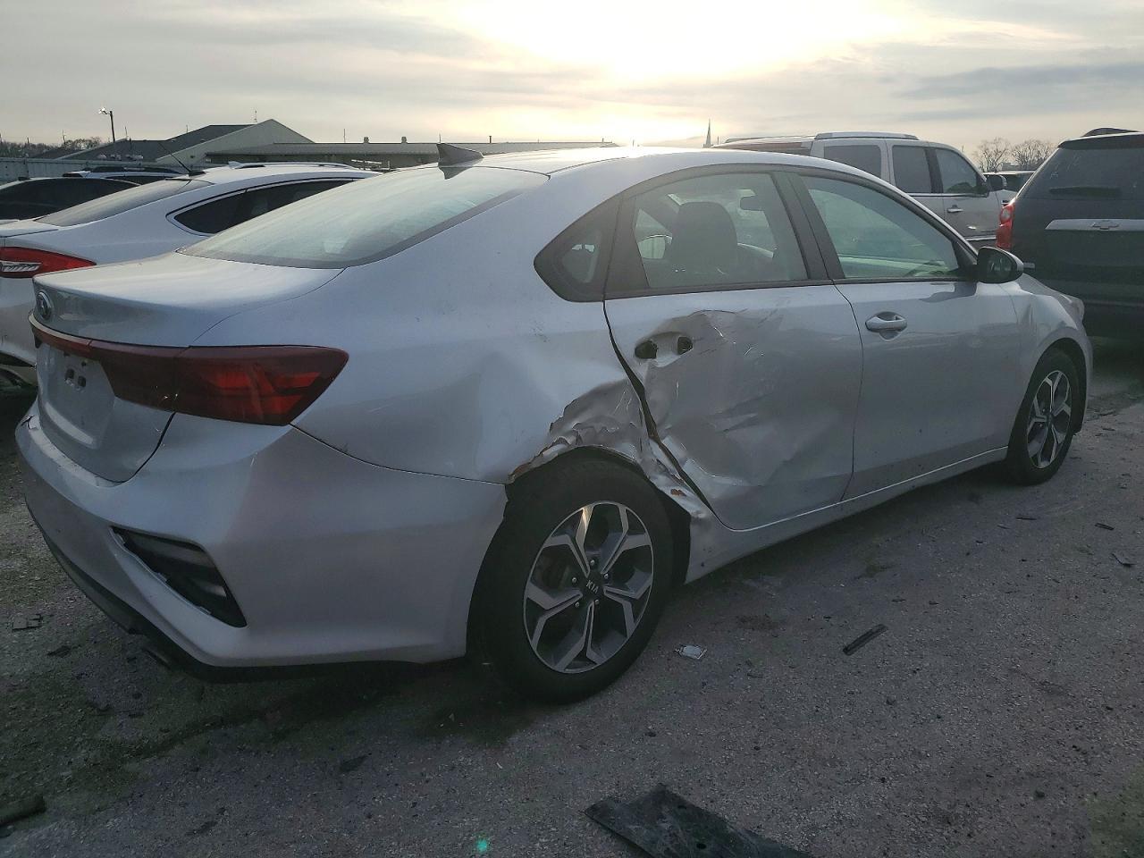2021 KIA Forte fe