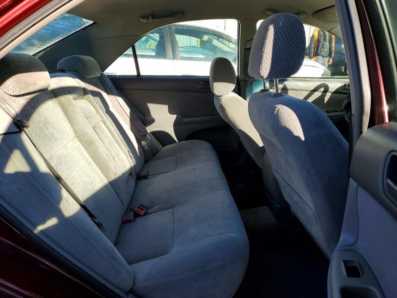 2003 Toyota Camry le