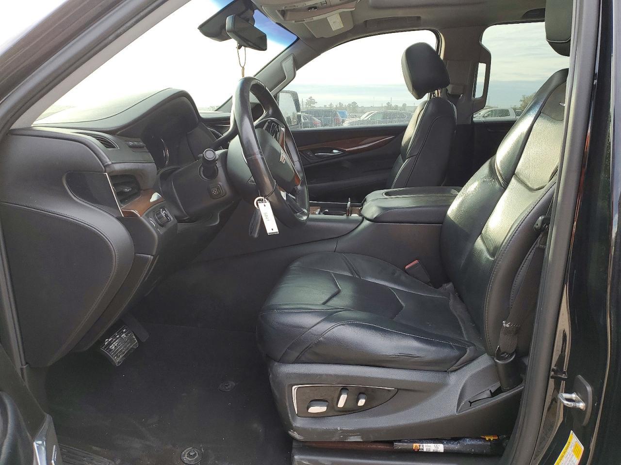 2018 Cadillac Escalade esv Premium Luxury