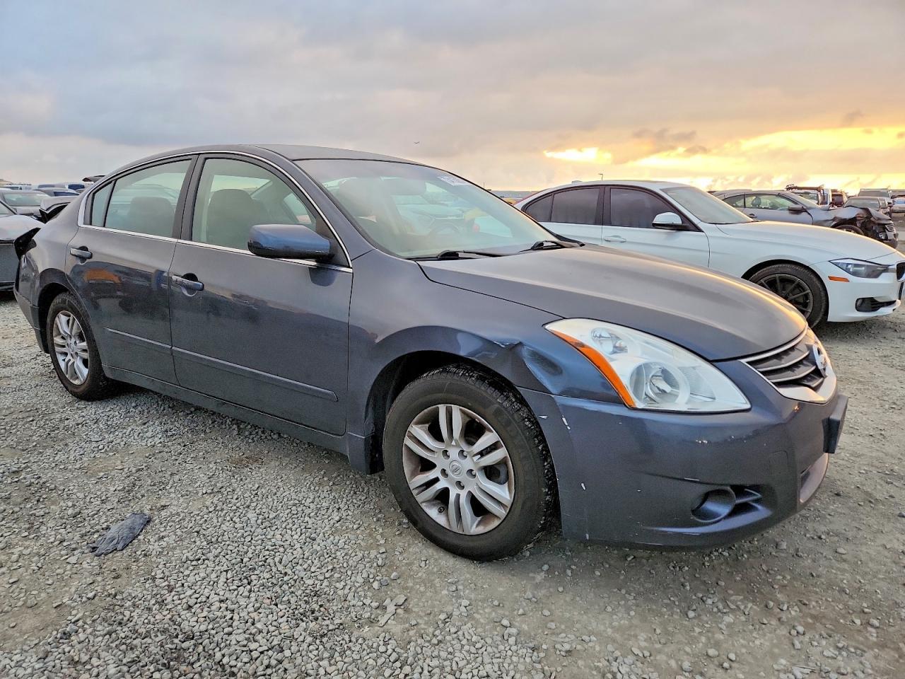 2012 Nissan Altima Base